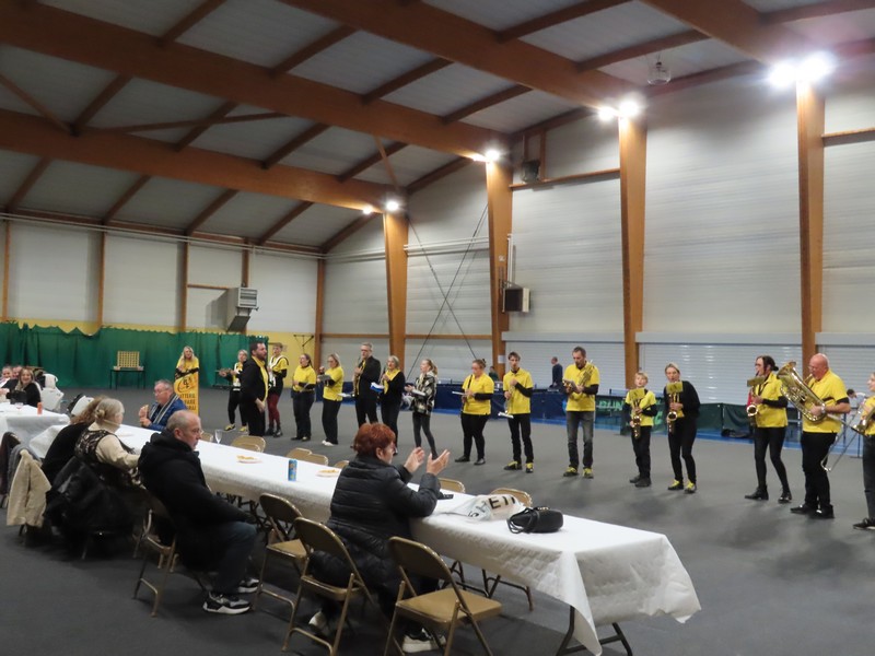 Lire la suite à propos de l’article Le Betiz Pop met le feu à la salle des sports