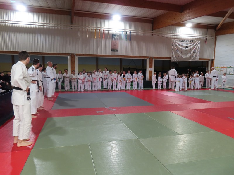 Lire la suite à propos de l’article Noël au dojo